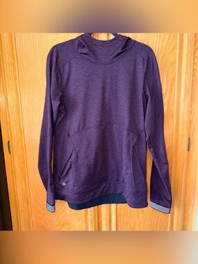 Athleta burgundy hoodie sz Large for women